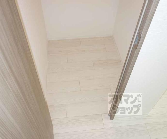 【エスプレイス京都RAKUNAN】間取