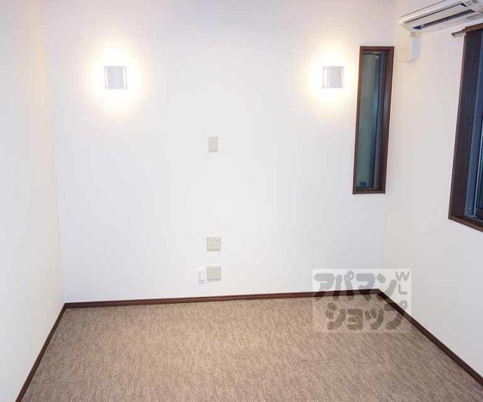 【天使ＥｉＧＨＴ　ＲｏｏＭ】間取
