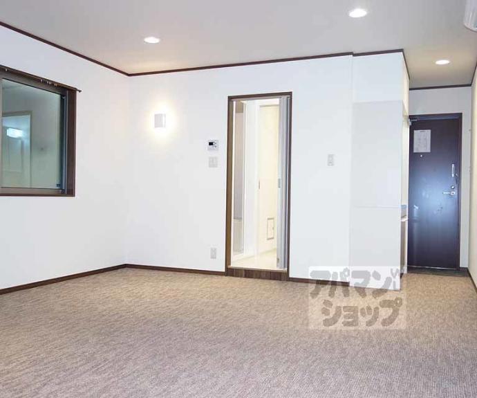 【天使ＥｉＧＨＴ　ＲｏｏＭ】間取