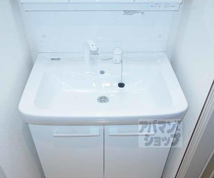 【天使Ｅｉｇｈｔ　Ｒｏｏｍ】間取