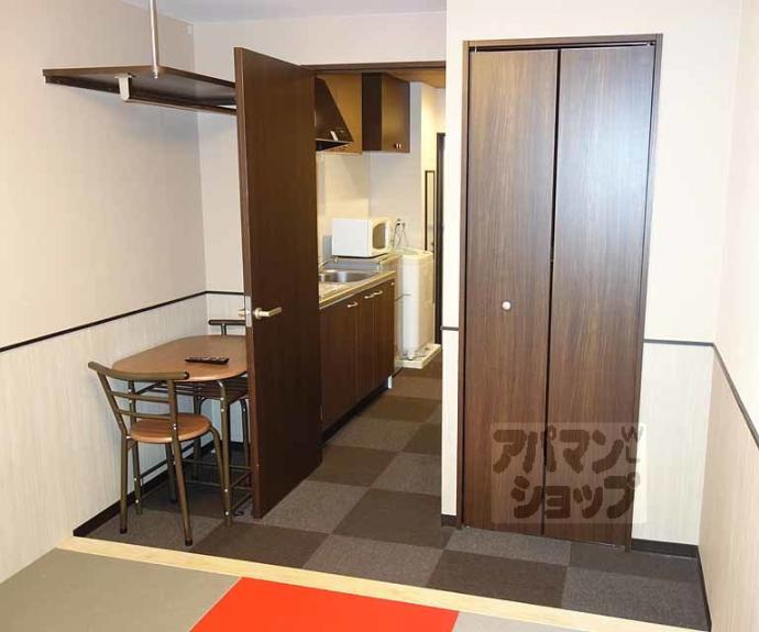 【ボチボチ烏丸】間取