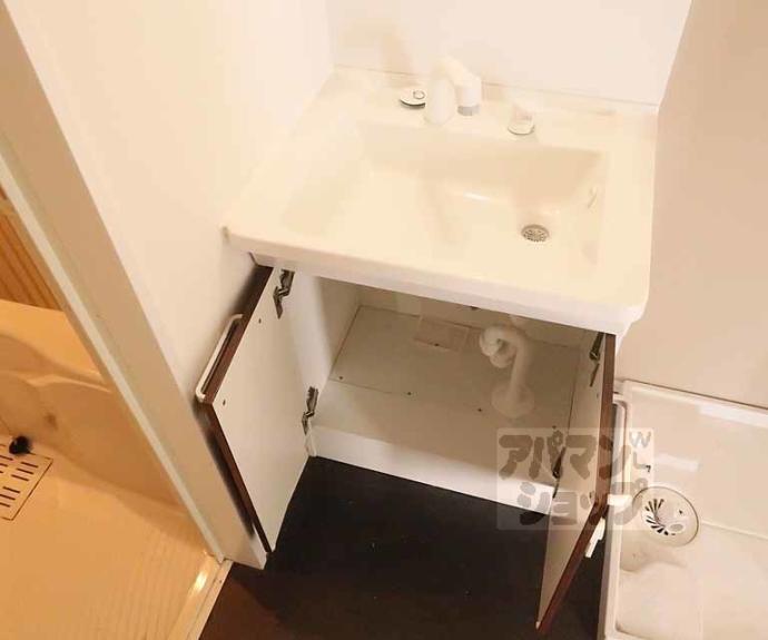 【Ｉｎｓｉｇｈｔ　Ｒｅｐｏｓ　Ｙａｍａｓｈｉｎａ　Ｏｎｏ】間取