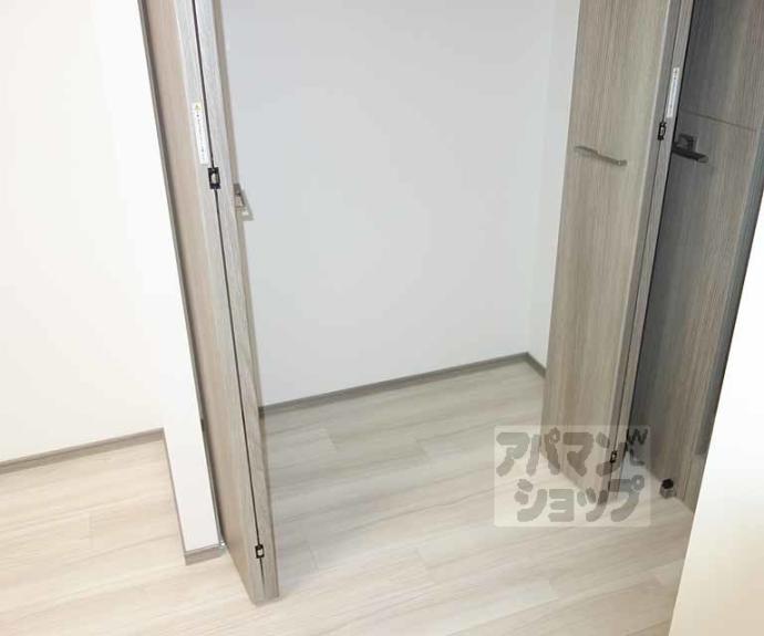 【エステムコート京都東寺　朱雀邸】間取