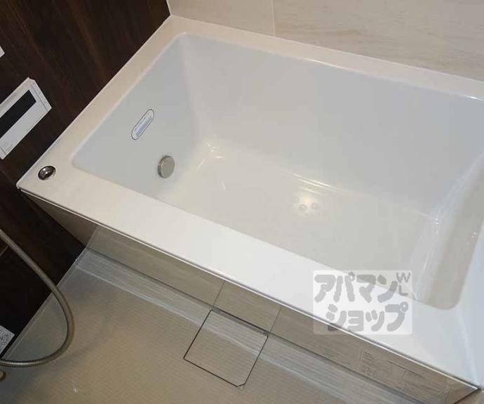 【プレサンスロジェ京都西大路】間取