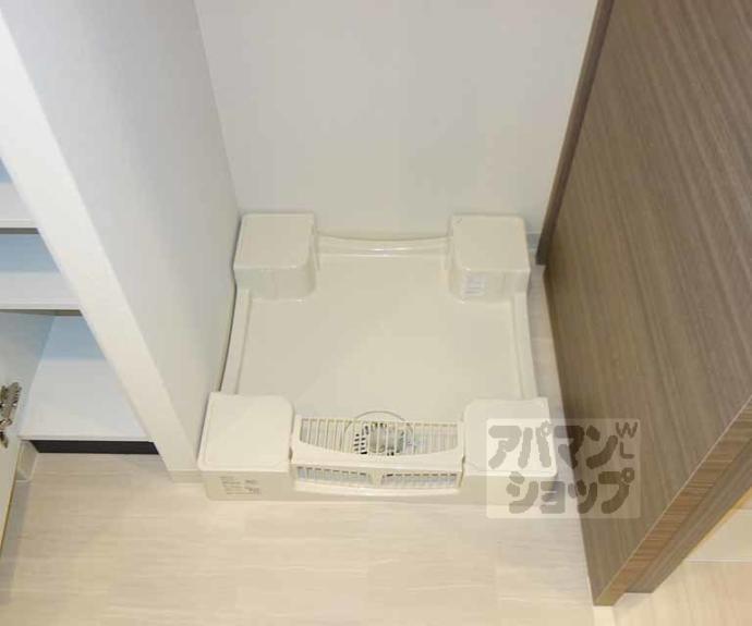 【プレサンスロジェ京都西大路】間取