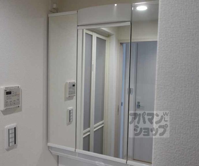 【プレサンスＴＨＥ　ＫＹＯＴＯ　粋都】間取