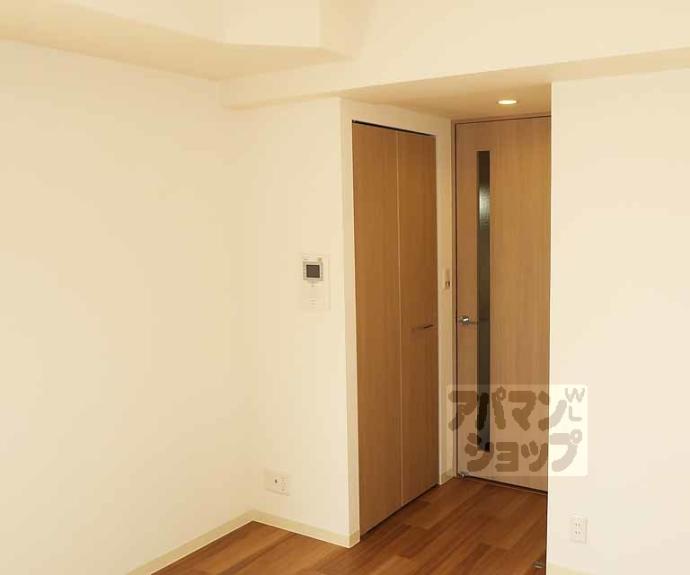 【プレサンスＴＨＥ　ＫＹＯＴＯ　粋都】間取