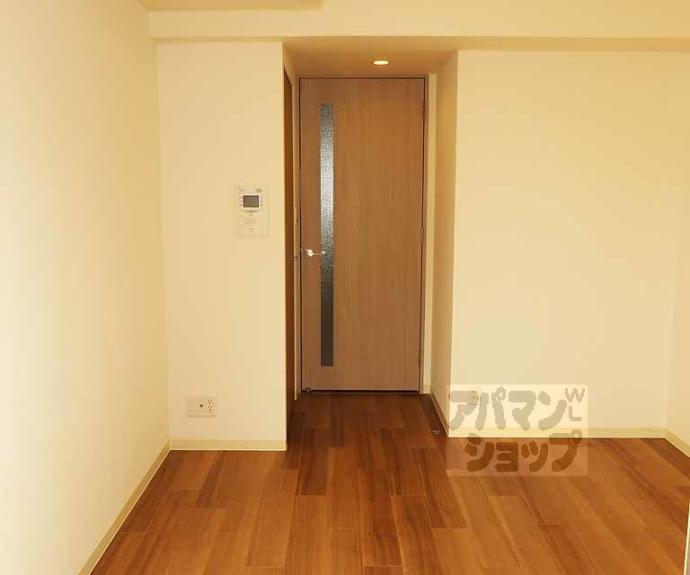 【プレサンスＴＨＥ　ＫＹＯＴＯ　粋都】間取