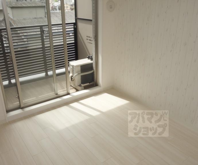 【プレサンスＴＨＥ　ＫＹＯＴＯ　粋都】間取