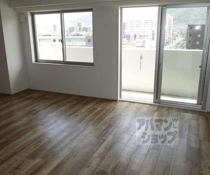 【Insight Repos Yamashina Nagitsuji】間取