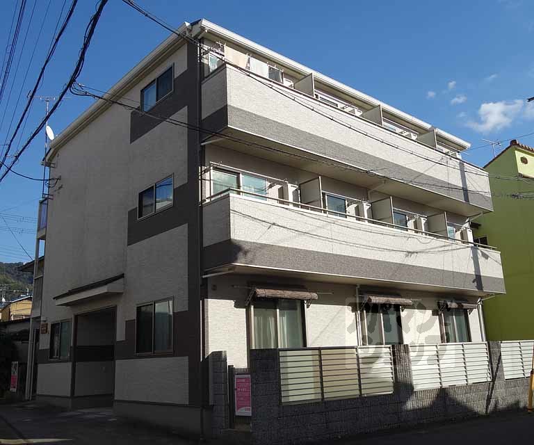 Ｆｏｒｅｓｔ　Ｍａｉｓｏｎ