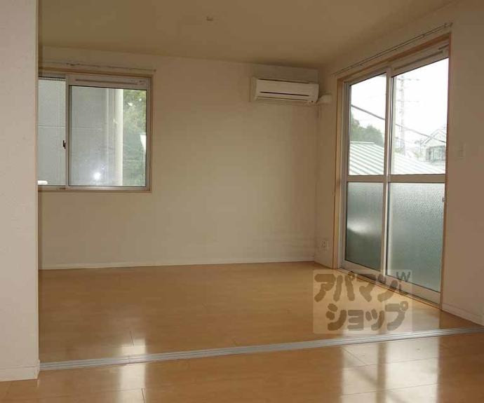 【シャーメゾン三久】間取