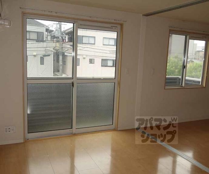 【シャーメゾン三久】間取