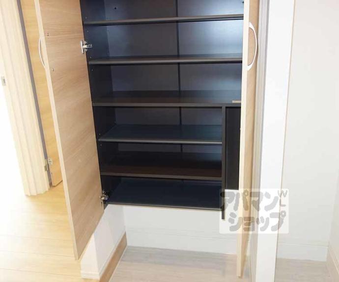 【グランスタ花山】間取