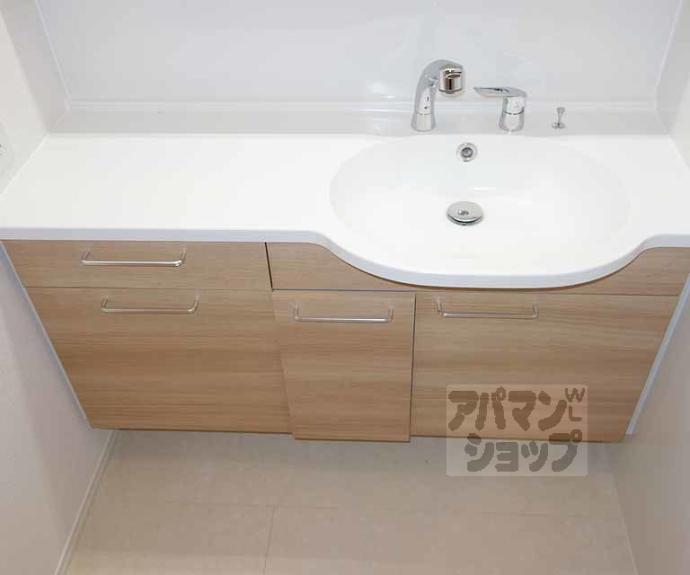 【グランスタ花山】間取