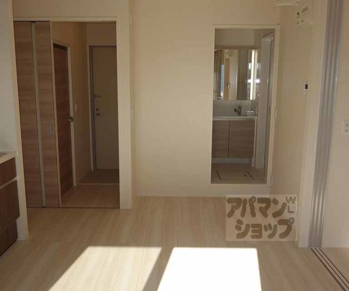 【Ｃｏｚｙ　Ｃｏｔｅ　上鳥羽】間取