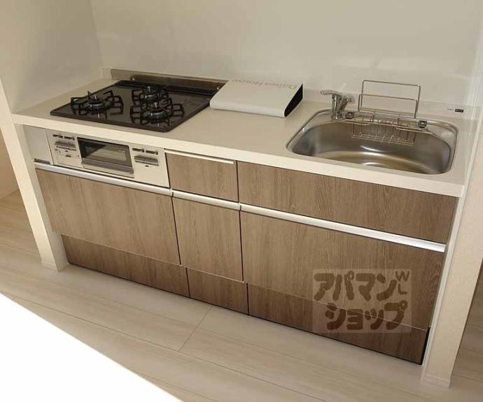 【Ｃｏｚｙ　Ｃｏｔｅ　上鳥羽】間取