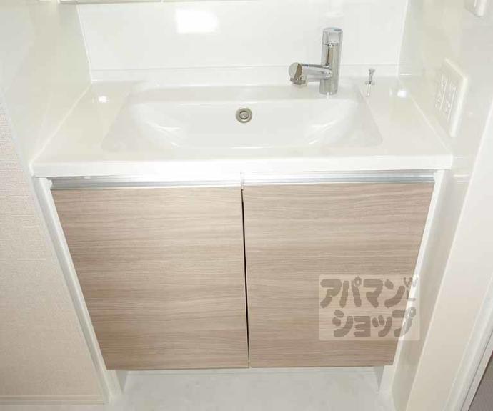 【Ｃｏｚｙ　Ｃｏｔｅ　上鳥羽】間取