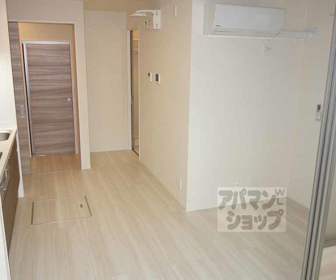 【Ｃｏｚｙ　Ｃｏｔｅ　上鳥羽】間取