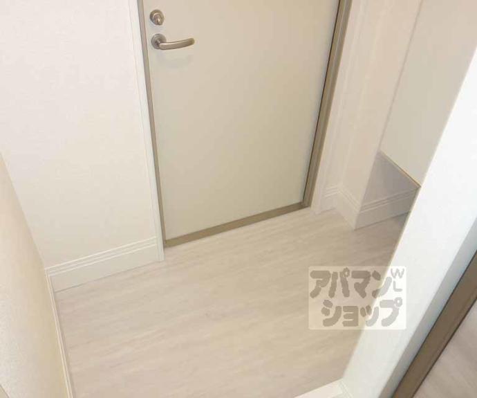 【Ｃｏｚｙ　Ｃｏｔｅ　上鳥羽】間取