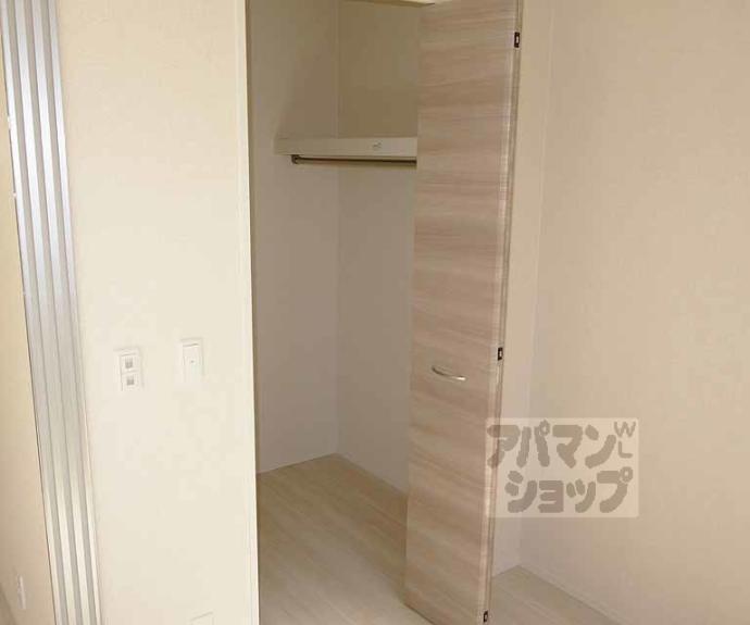 【Ｃｏｚｙ　Ｃｏｔｅ　上鳥羽】間取