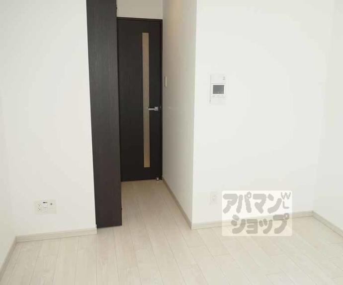 【ベラジオ雅び烏丸十条】間取