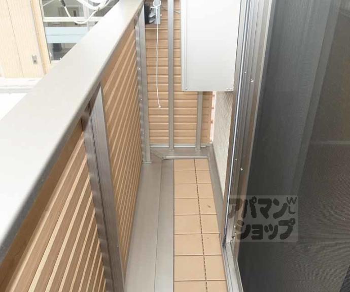 【新コゥジィーコート烏丸】間取