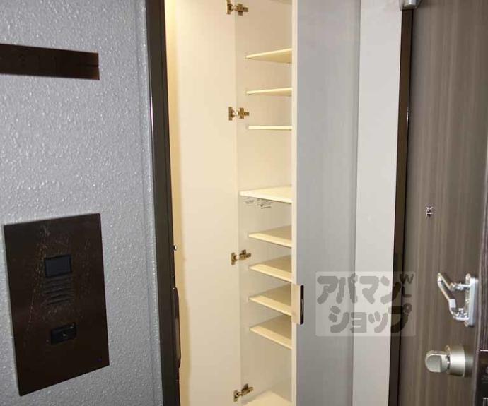 【プレサンス　ＴＨＥ　ＫＹＯＴＯ東福寺　ＷＥＳＴ】間取