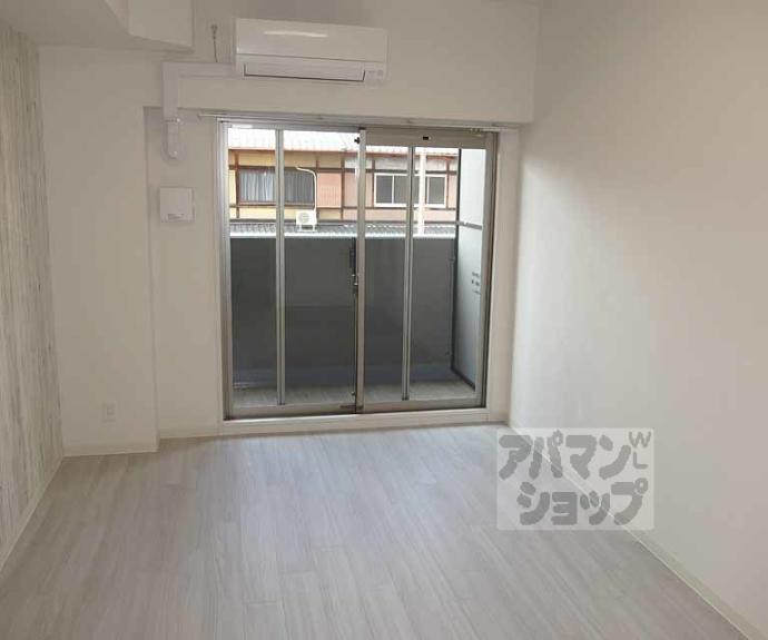 【プレサンス　ＴＨＥ　ＫＹＯＴＯ東福寺　ＷＥＳＴ】間取