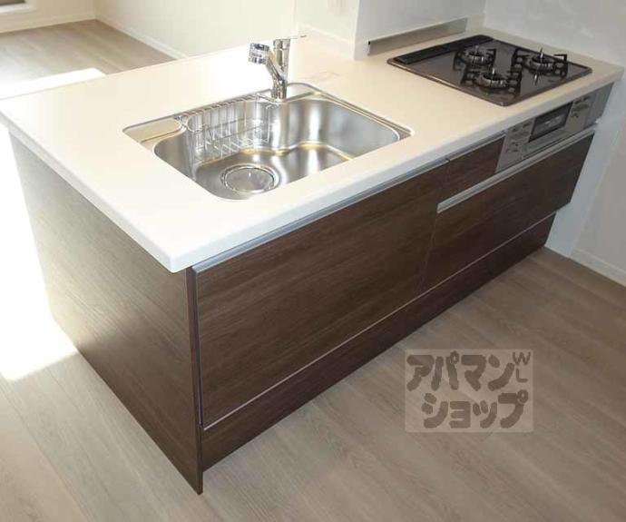 【シャーメゾン梅小路】間取