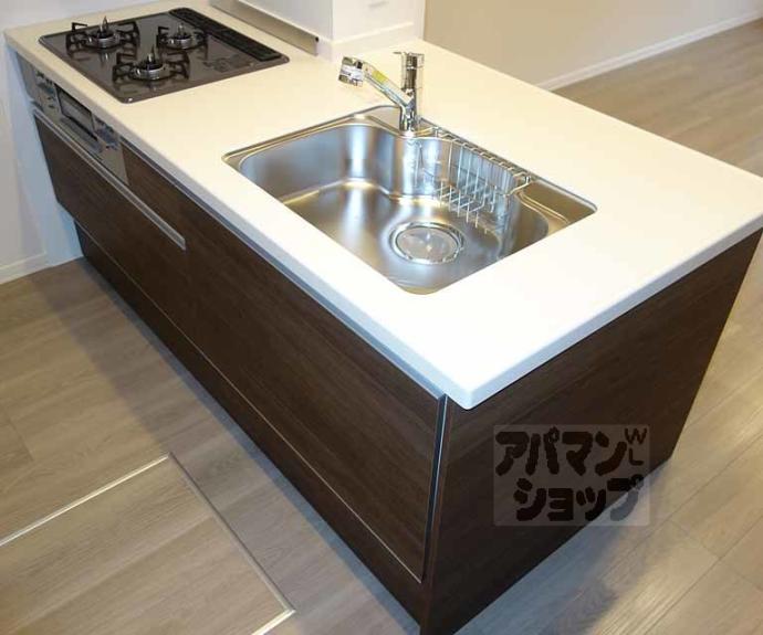 【シャーメゾン梅小路】間取