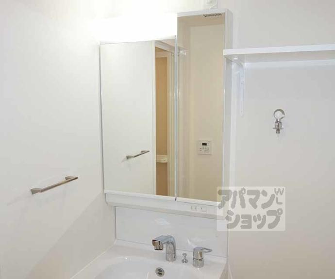 【Ｄａｉｗａ　Ｇｒａｃｅ　Ｍａｉｓｏｎ　京都西七条】間取