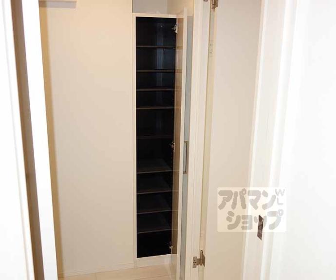 【ハーモニーテラス上鳥羽】間取