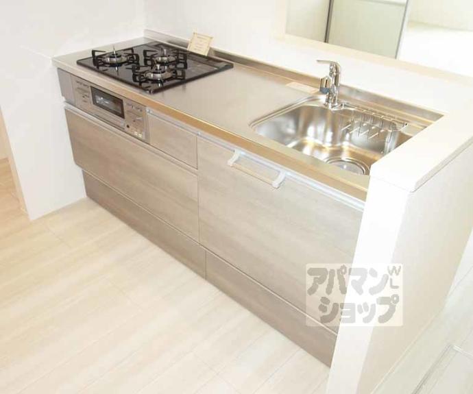 【アデウ　ドゥーエ】間取