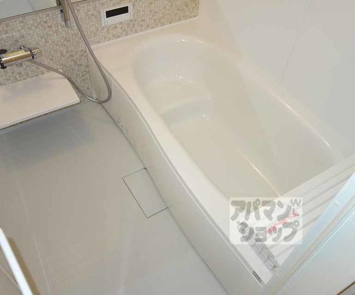 【アデウ　ドゥーエ】間取