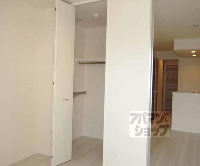 【アデウ　ドゥーエ】間取