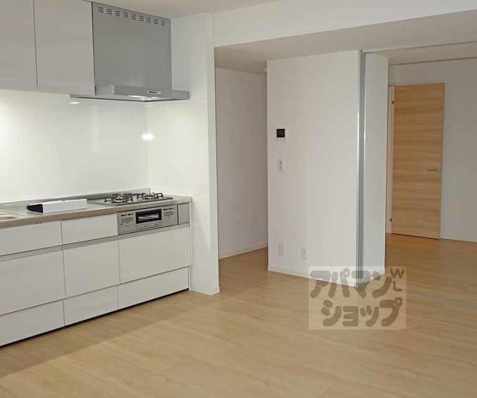 【Ｗｉｓｔｅｒｉａ西大路五条】間取