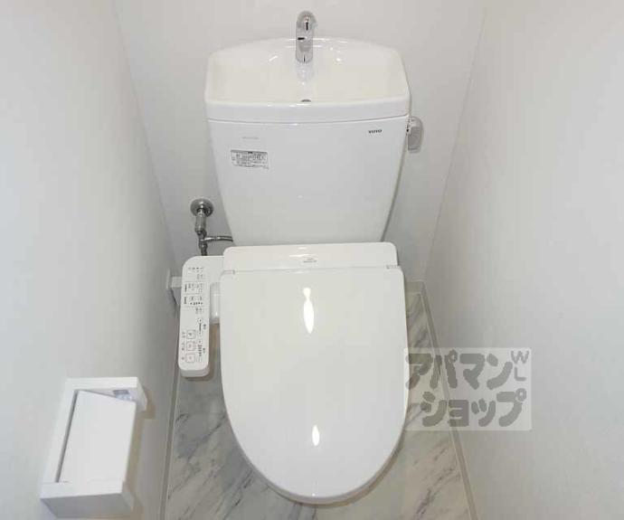 【ＴＨＥ　ＧＡＲＮＥＴ　ＳＵＩＴＥ　ＲＥＳＩＤＥＮＣＥ　西七条】間取