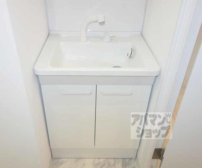 【ＴＨＥ　ＧＡＲＮＥＴ　ＳＵＩＴＥ　ＲＥＳＩＤＥＮＣＥ　西七条】間取
