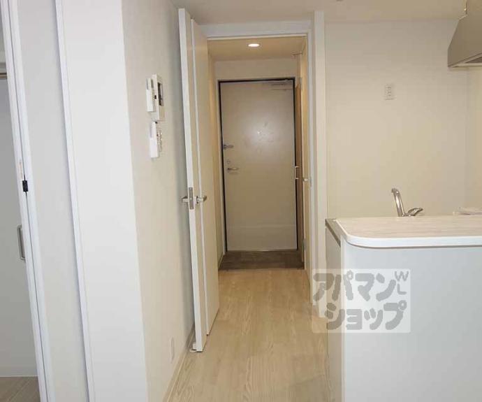 【THE GARNET SUITE RESIDENCE 西七条】間取