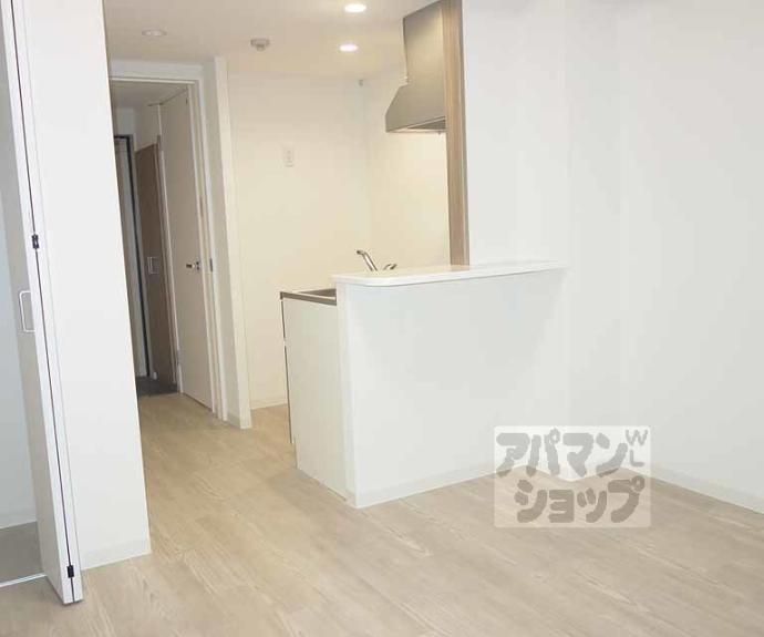 【THE GARNET SUITE RESIDENCE 西七条】間取