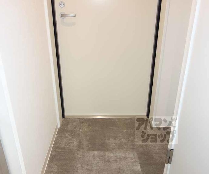 【ＴＨＥ　ＧＡＲＮＥＴ　ＳＵＩＴＥ　ＲＥＳＩＤＥＮＣＥ　西七条】間取
