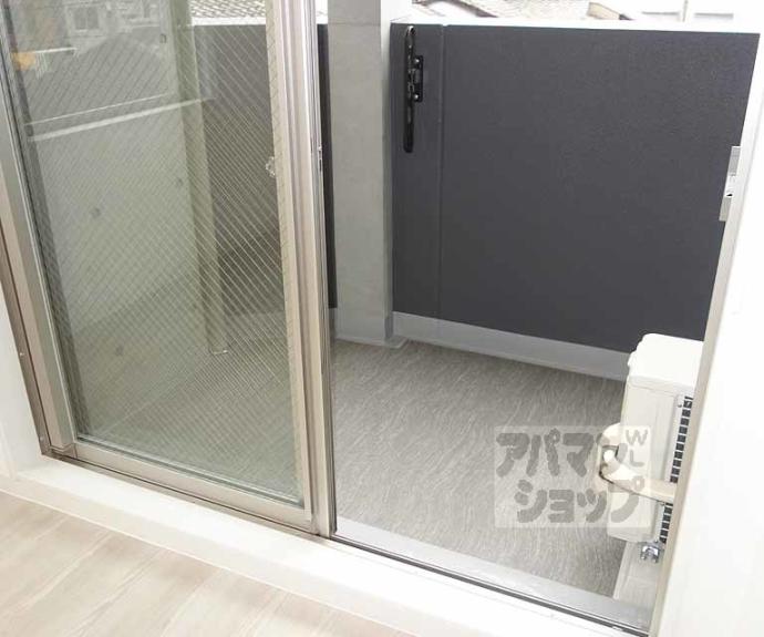 【ＴＨＥ　ＧＡＲＮＥＴ　ＳＵＩＴＥ　ＲＥＳＩＤＥＮＣＥ　西七条】間取
