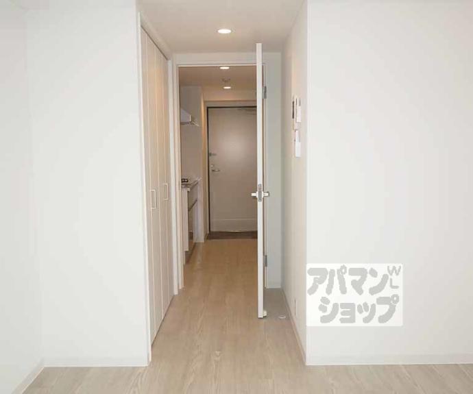 【ＴＨＥ　ＧＡＲＮＥＴ　ＳＵＩＴＥ　ＲＥＳＩＤＥＮＣＥ　西七条】間取