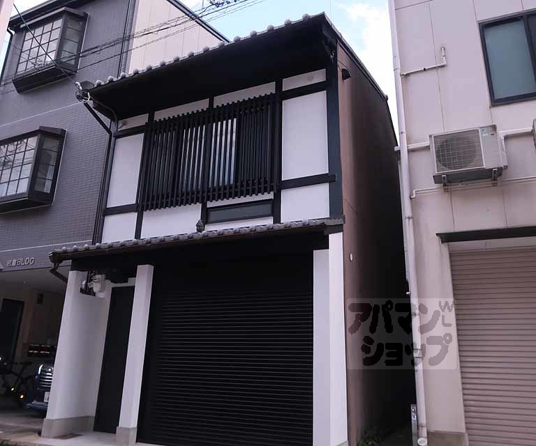 京の町家六条ガレージハウス