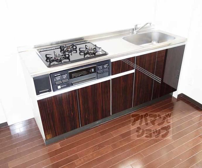 【Blau Berg 西ノ京】間取