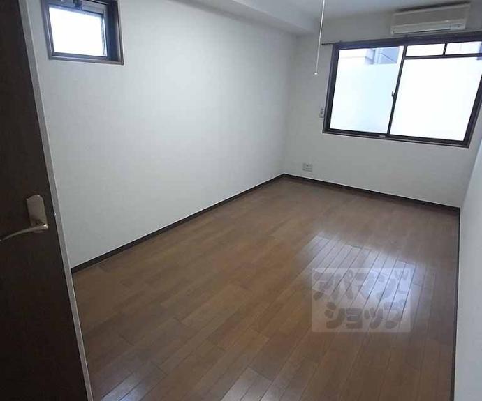 【ＡＸＩＳ錦小路】間取