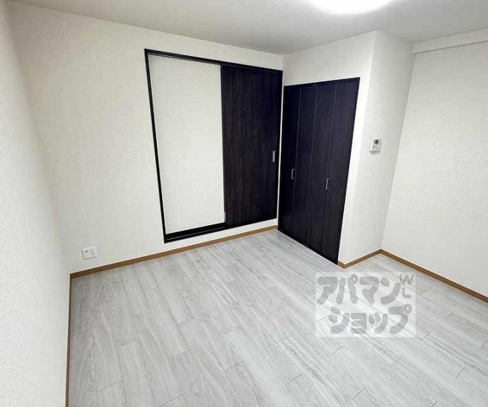 【オフージュ西小路】間取