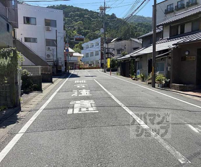 【エリーフラッツ嵐山】間取