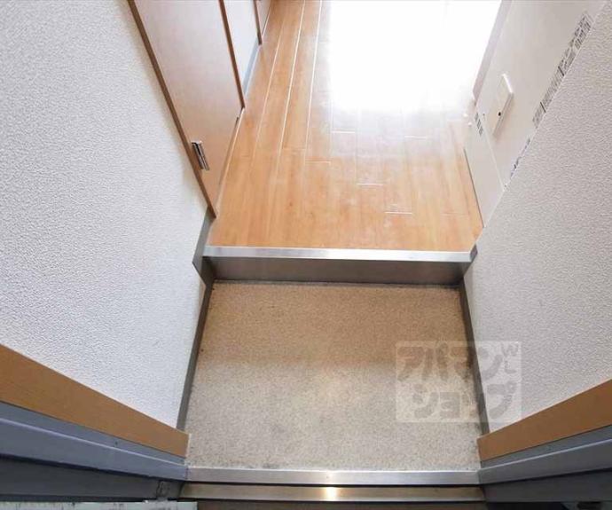 【エリーフラッツ嵐山】間取